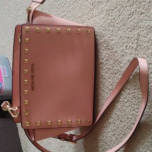 Micheal Kors Coral Crossbody